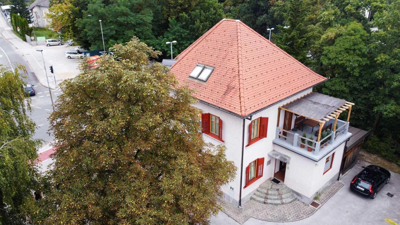 Triglav Apartment House Крань Екстер'єр фото