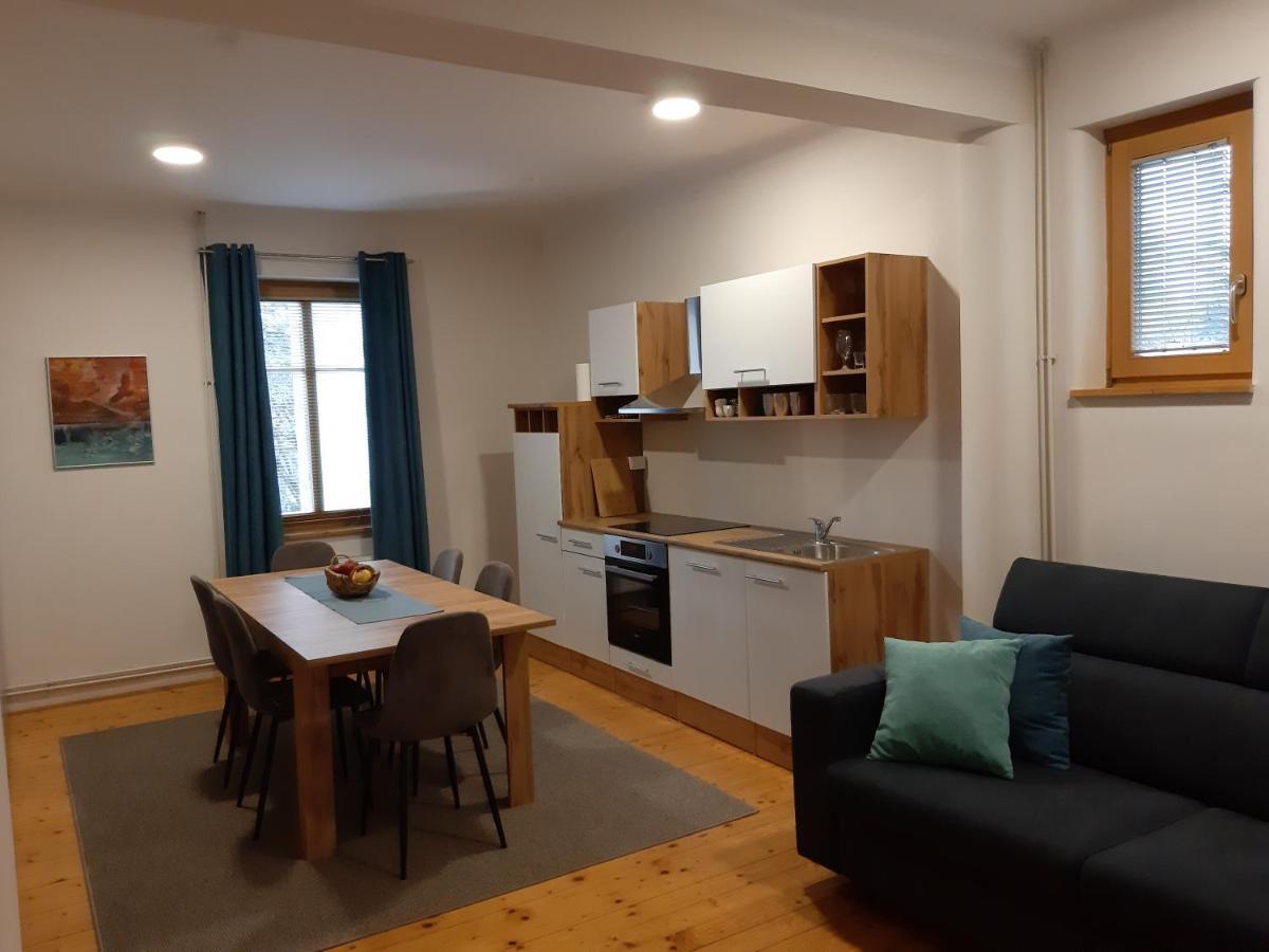 Triglav Apartment House Крань Екстер'єр фото