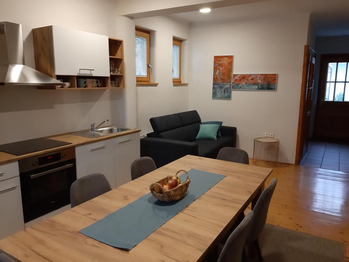 Triglav Apartment House Крань Екстер'єр фото