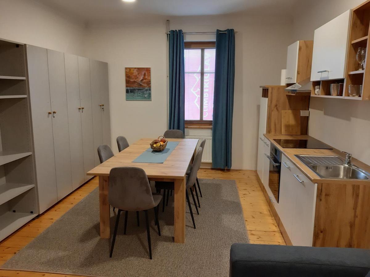 Triglav Apartment House Крань Екстер'єр фото
