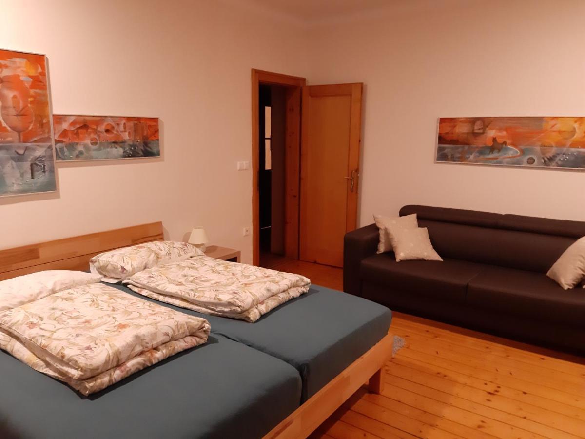 Triglav Apartment House Крань Екстер'єр фото